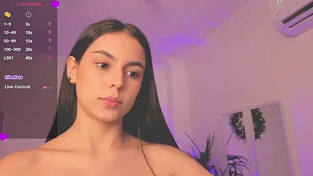 Aleejaa__ live sex cam