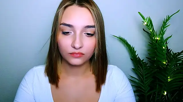 veryshygirl's cam snapshot