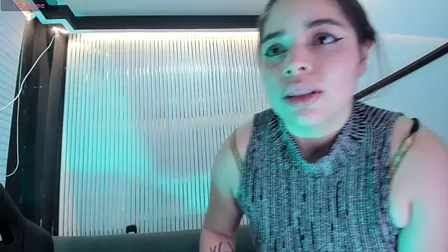 sunnypaytton live sex cam