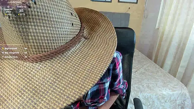 08alice's cam snapshot