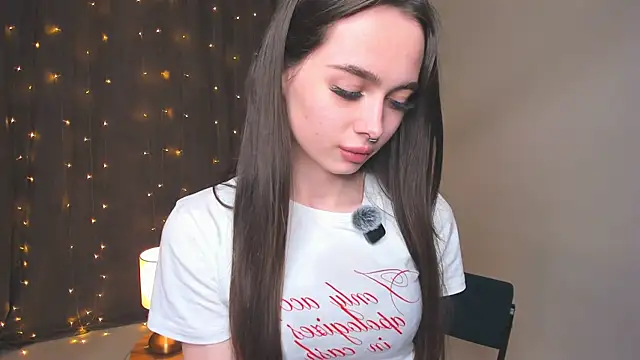 YvonneRobes's cam snapshot