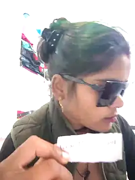 hotrasina's cam snapshot