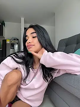 Bella_Smiith_'s cam snapshot