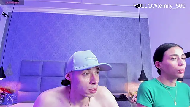 nicollandjhon live sex cam