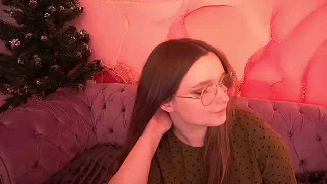 MagicPeachh_'s cam snapshot