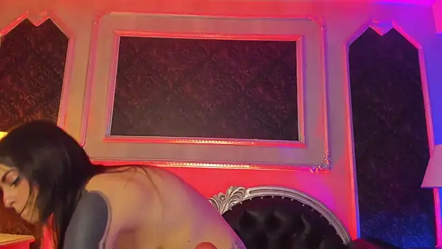 MeganDraco_'s cam snapshot