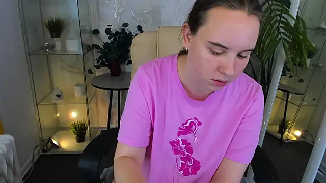 Lika_0ne's cam snapshot