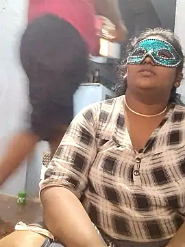 divyatamil143's cam snapshot