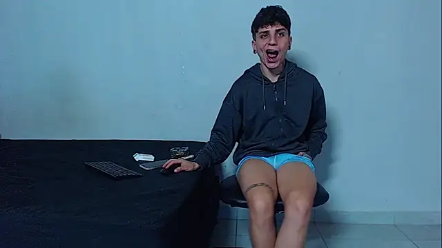 mikecoper_23 live sex cam