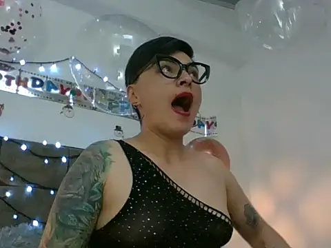 kat_paradise's cam snapshot