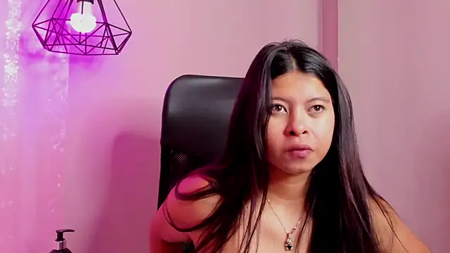 Scarletrose_'s cam snapshot