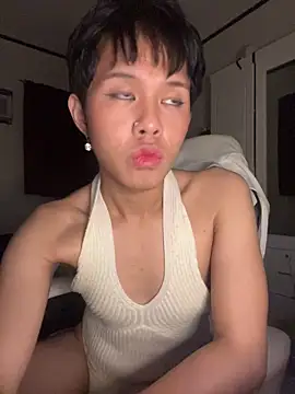 Plaxtique live sex cam