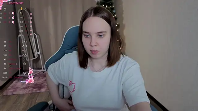 lunalyna's cam snapshot