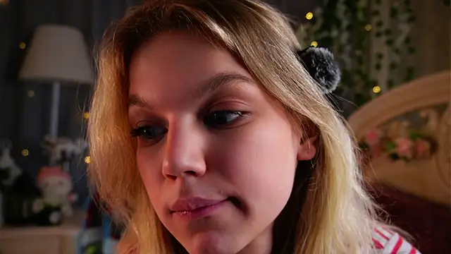 EdlinAlliston's cam snapshot