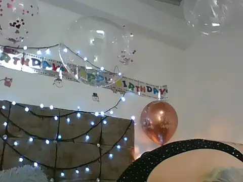 kat_paradise's cam snapshot