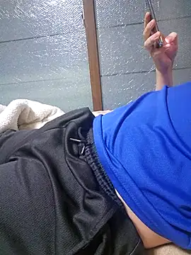 starvingo2002 live sex cam