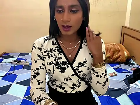 LuvLayla live sex cam