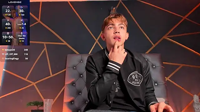 Lian_Miller1_'s cam snapshot