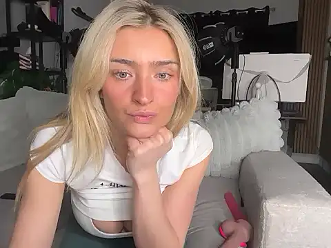 meggsworld live sex cam