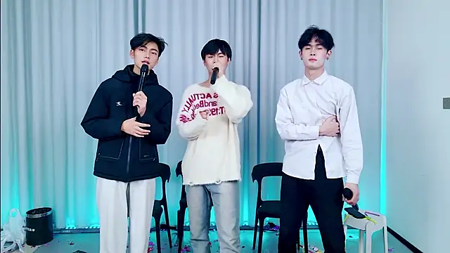 QYBOYS_010's cam snapshot