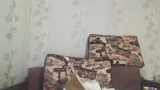 CrystallAngel's cam snapshot