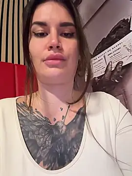 TattooGirlAlia live sex cam