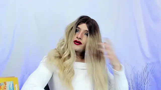 LukaCastillo live sex cam