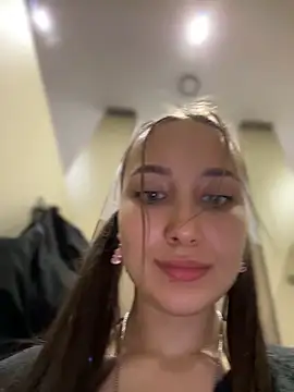 ICrazyOneIRL live sex cam