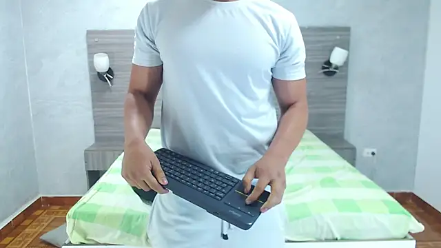 Loony_Zion live sex cam