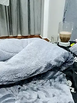 yazin19 live sex cam