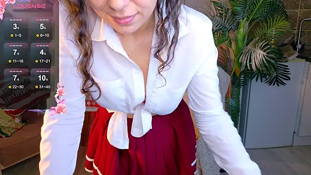 curly_jade's cam snapshot