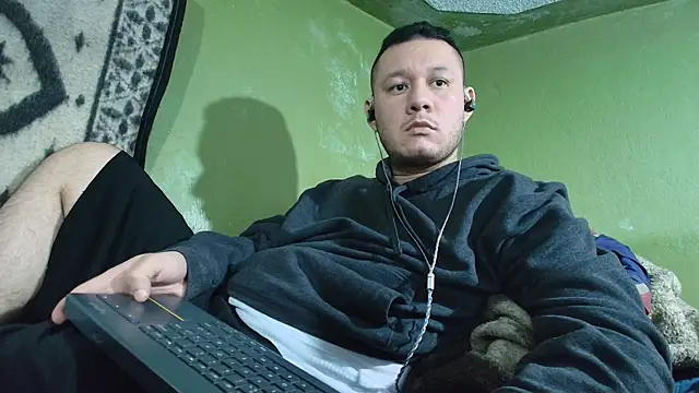 sweet_cock28 live sex cam