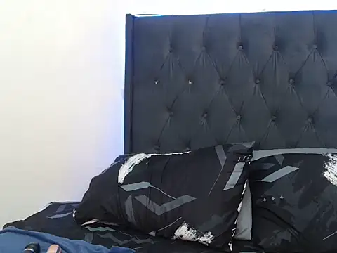 Sex_bomb30's cam snapshot