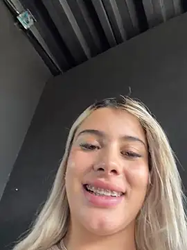 YouCandiSumisa's cam snapshot