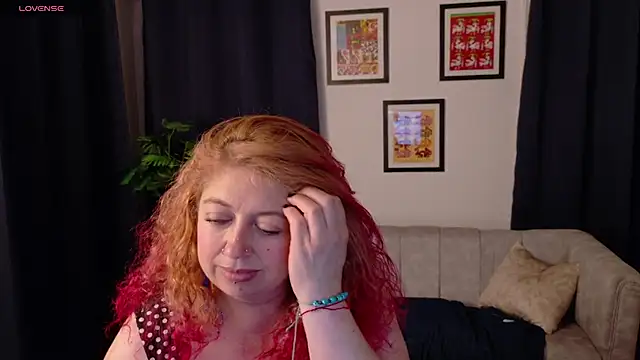 MilfArlet's cam snapshot