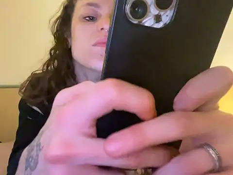 4lien's cam snapshot