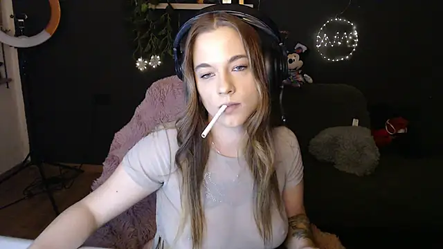 Luna_Lynn's cam snapshot