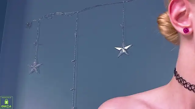 maya_snow's cam snapshot