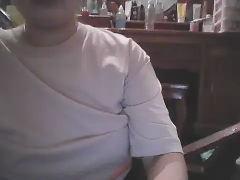 Babyloudi's cam snapshot