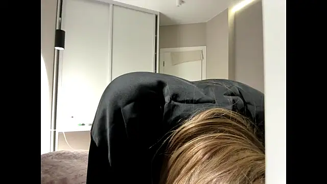 ShirlStyer live sex cam