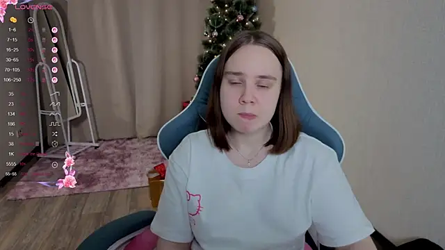 lunalyna's cam snapshot