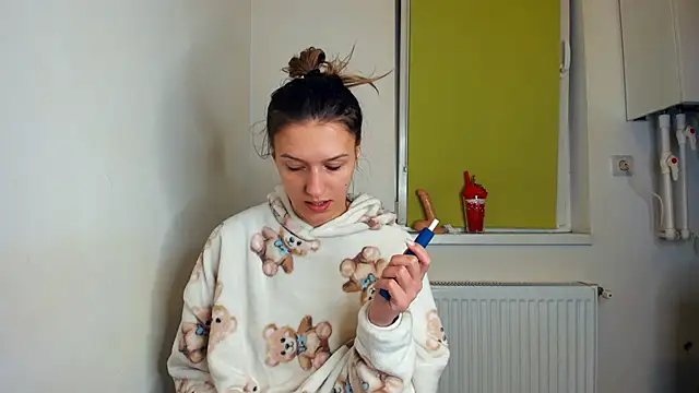 LaraStone69's cam snapshot