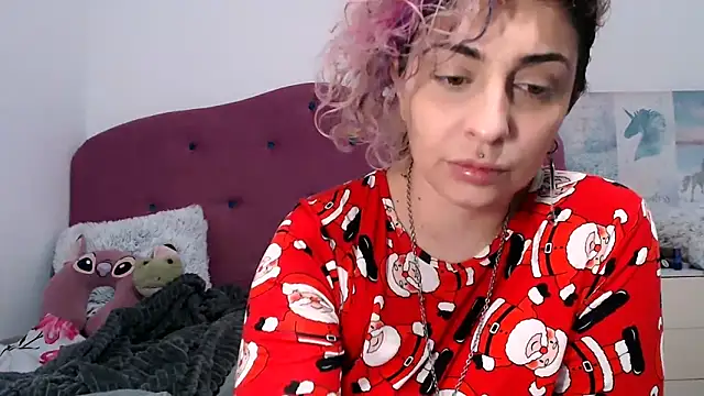 AAARUNY's cam snapshot