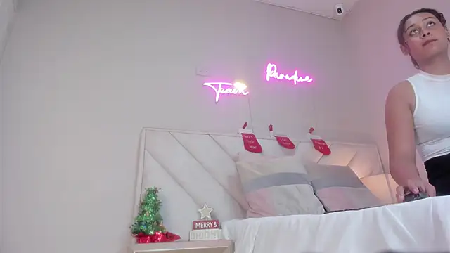 _emily__st's cam snapshot