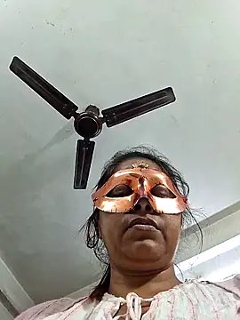 SIMIHOT's cam snapshot