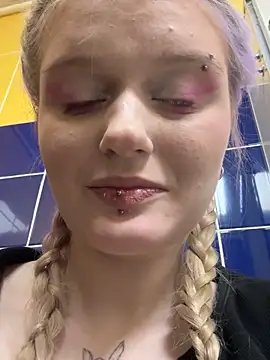 ann_ewu live sex cam