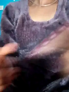 bold-couple's cam snapshot