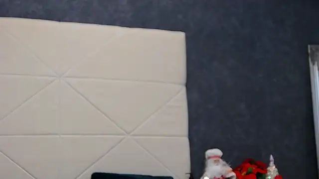 IssaSmith live sex cam