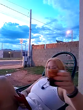 MILEIDE980's cam snapshot