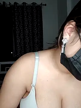 shilpa-singh's cam snapshot